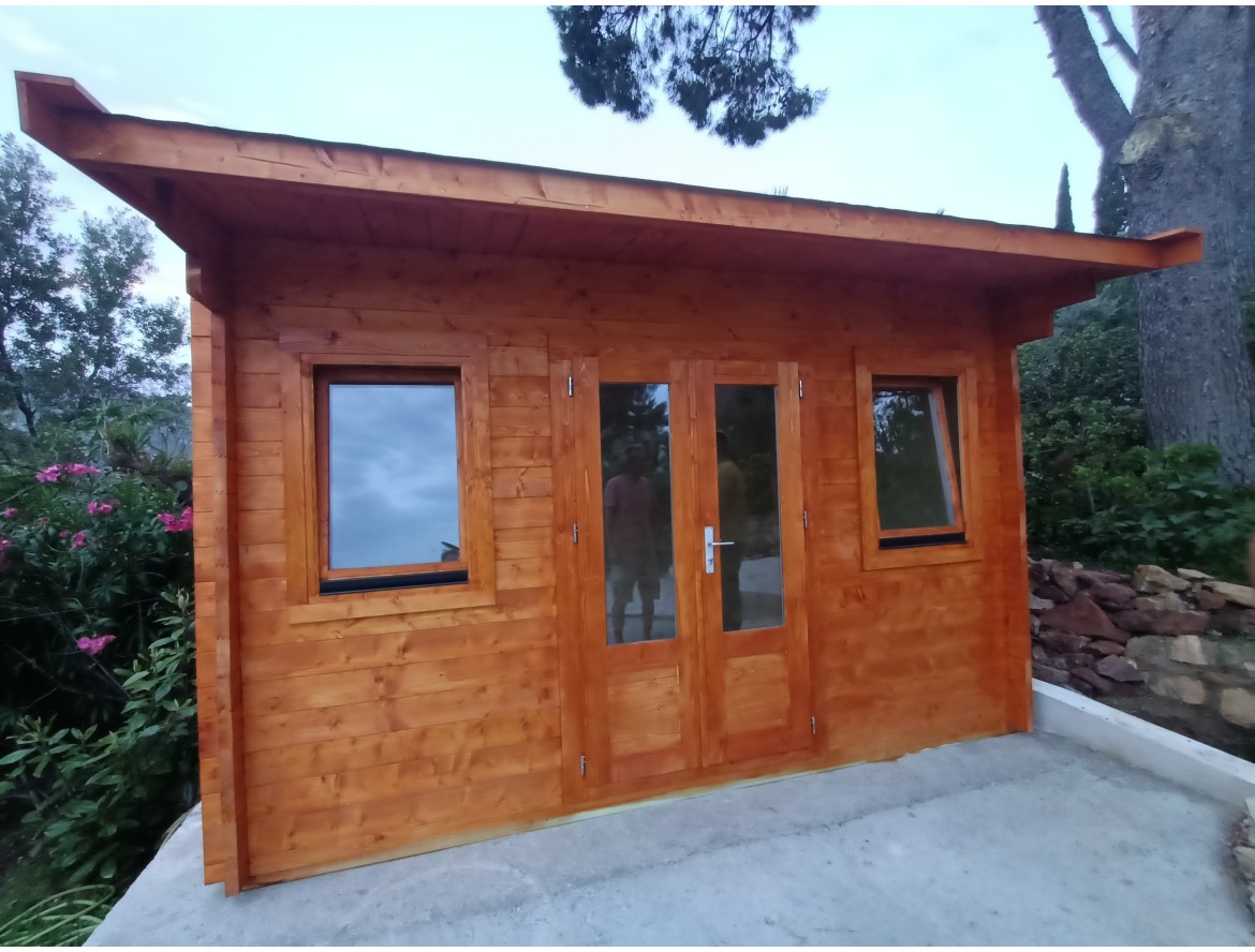 Caseta de jardín "NIKA 4x3", 12 m2 , 44 mm. Instalada en Castellón 